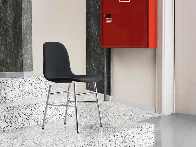 FORM CHAIR STEEL BASE