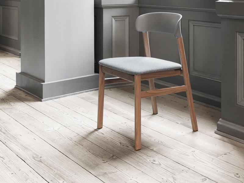 HERIT CHAIR WOOD BASE UPHOLSTERY