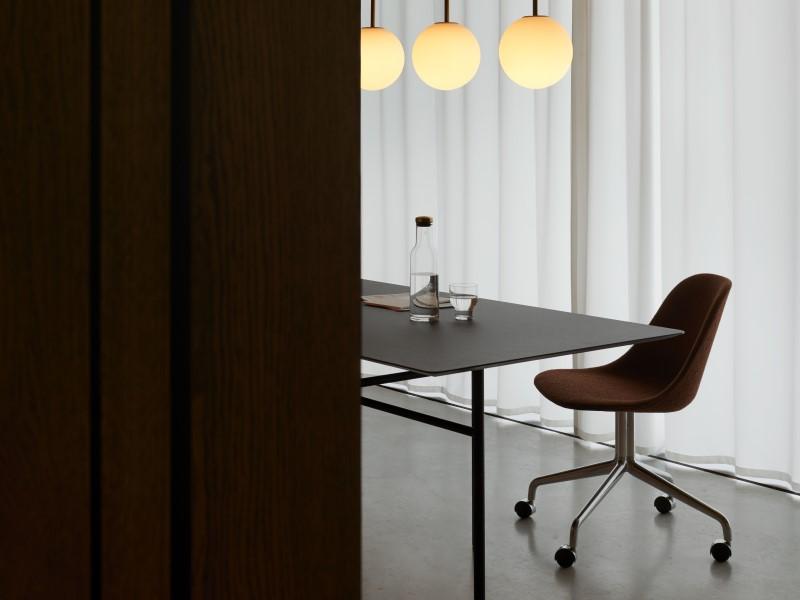 Harbour Side Chair Star Base With Casters Full Upholstery MENU-9398001