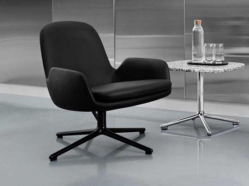 ERA LOUNGE CHAIR LOW SWIVEL BASE