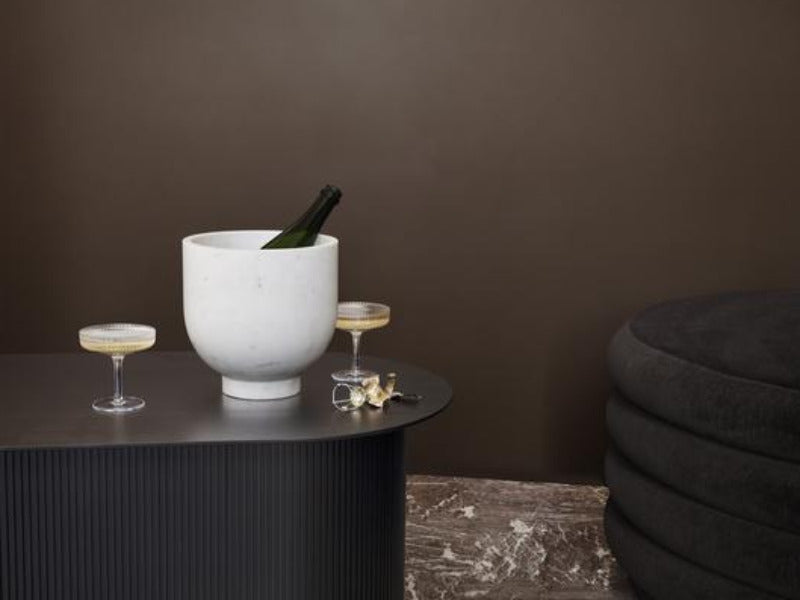 Podia Table Oval FERM-3311