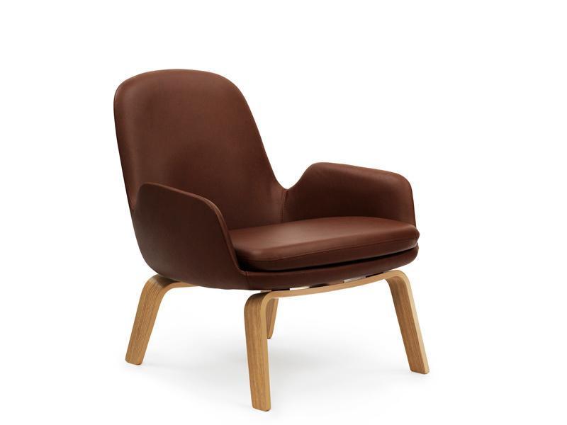 ERA LOUNGE CHAIR LOW WOOD BASE
