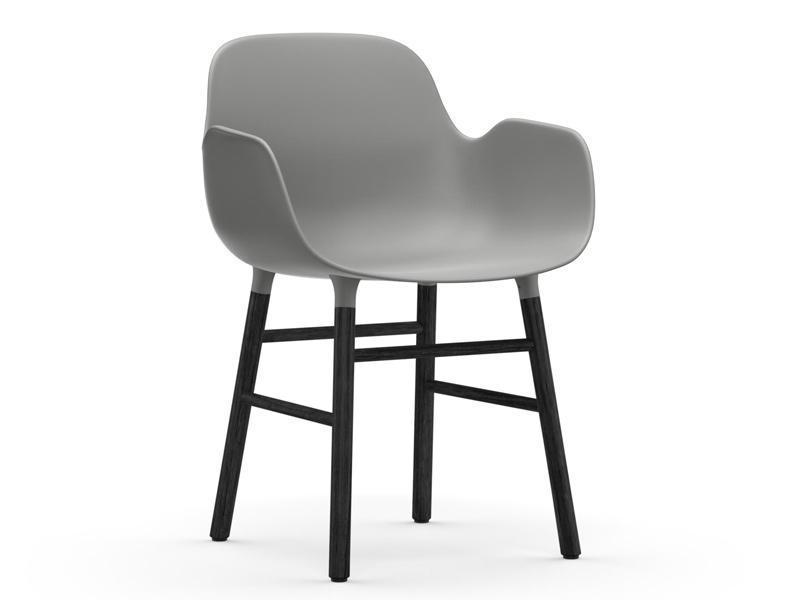 FORM ARMCHAIR WOOD BASE