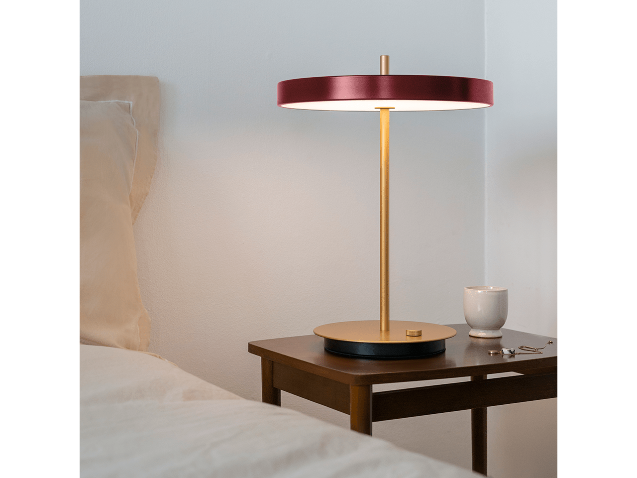 ASTERIA | TABLE LAMP