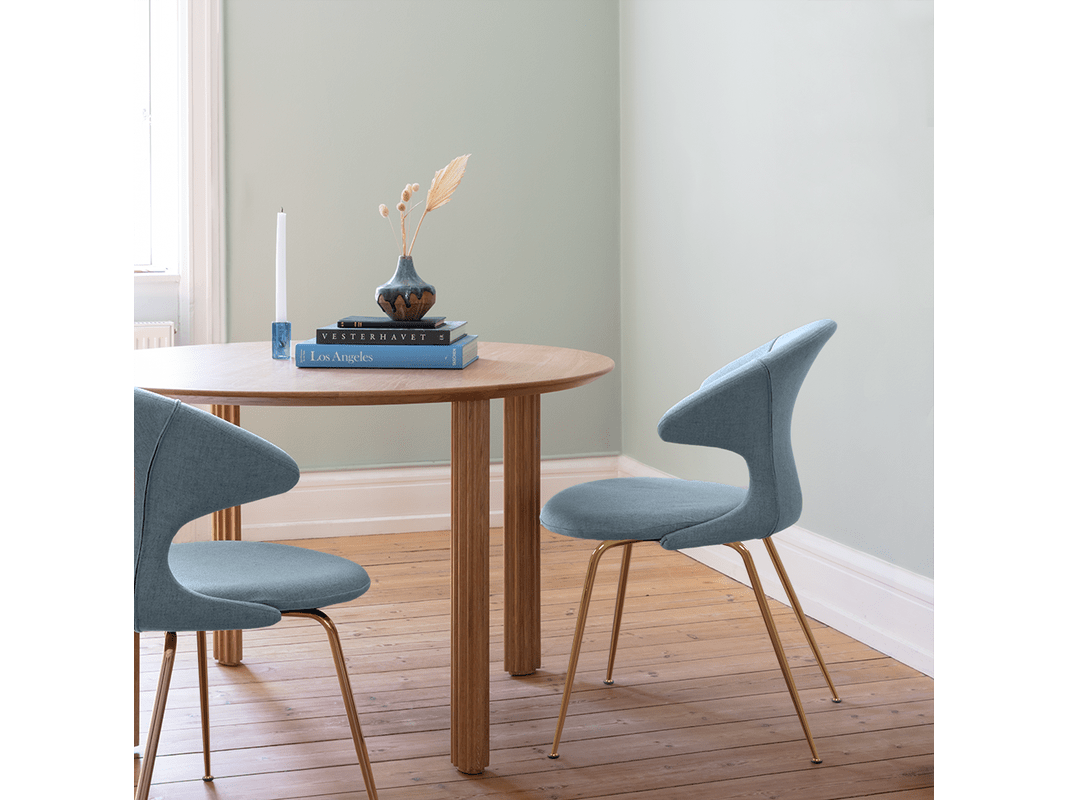 COMFORT CIRCLE | DINING TABLE