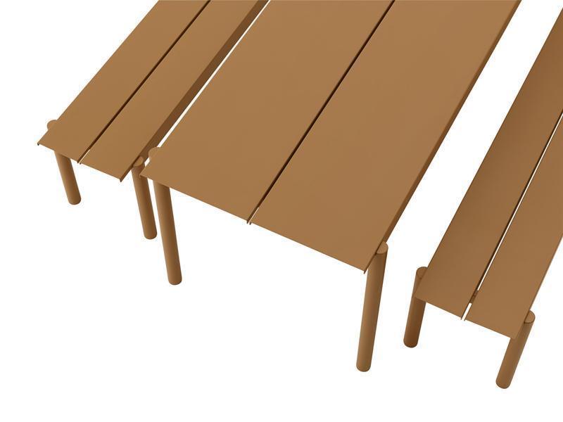 LINEAR STEEL TABLE