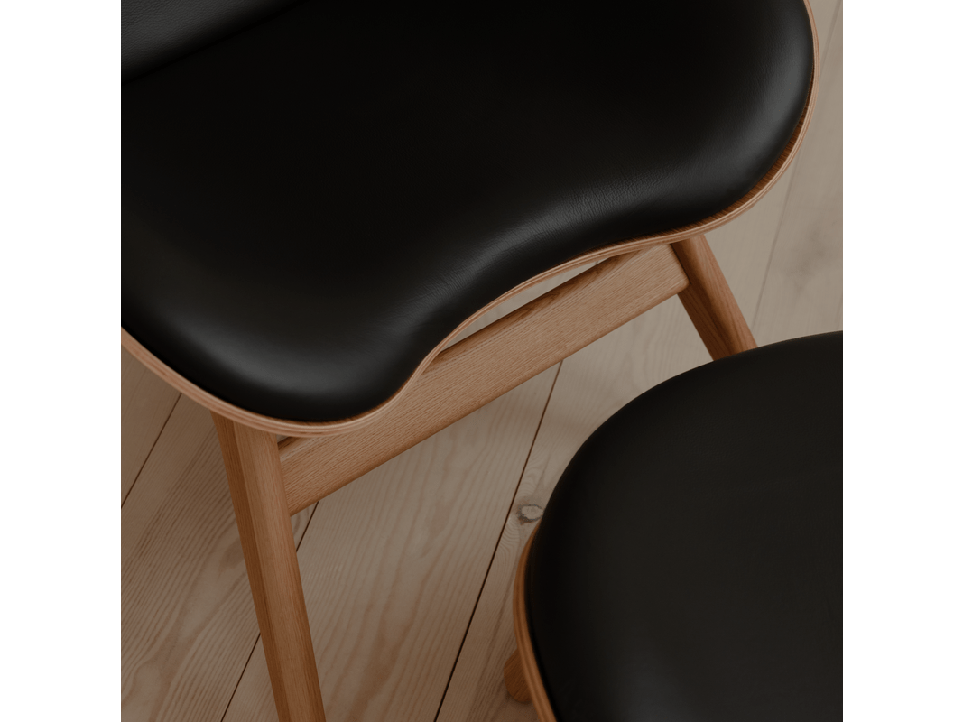 A CONVERSATION PIECE | LOUNGE CHAIR, TALL