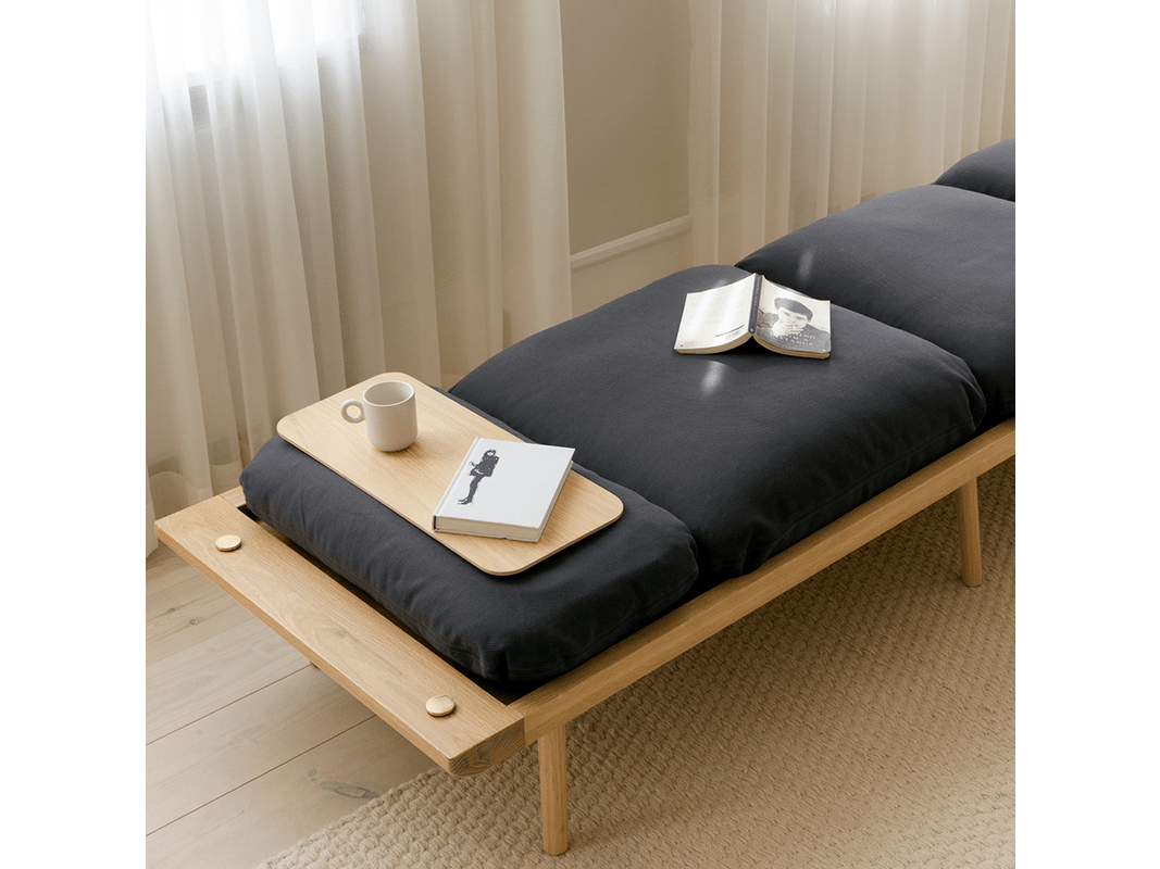 LOUNGE AROUND | DAYBED, HORIZONS