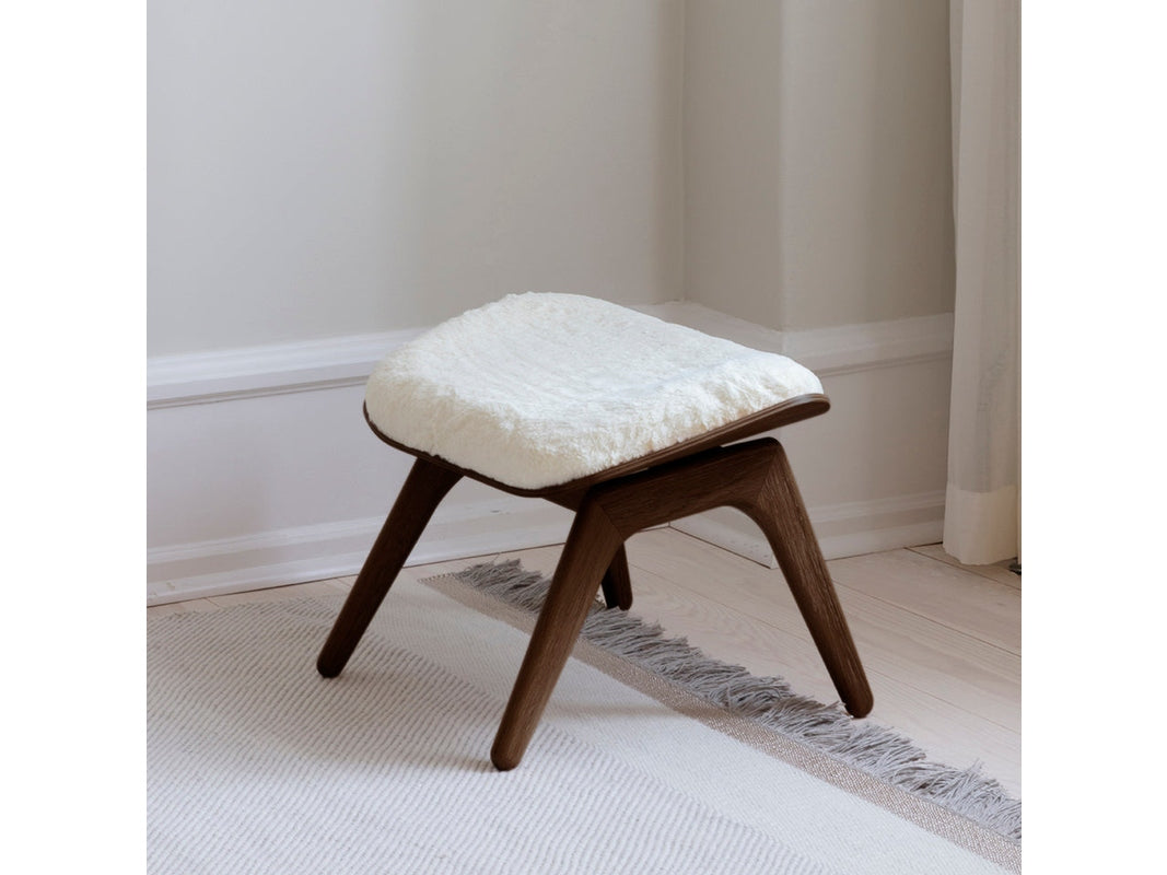 THE READER | OTTOMAN