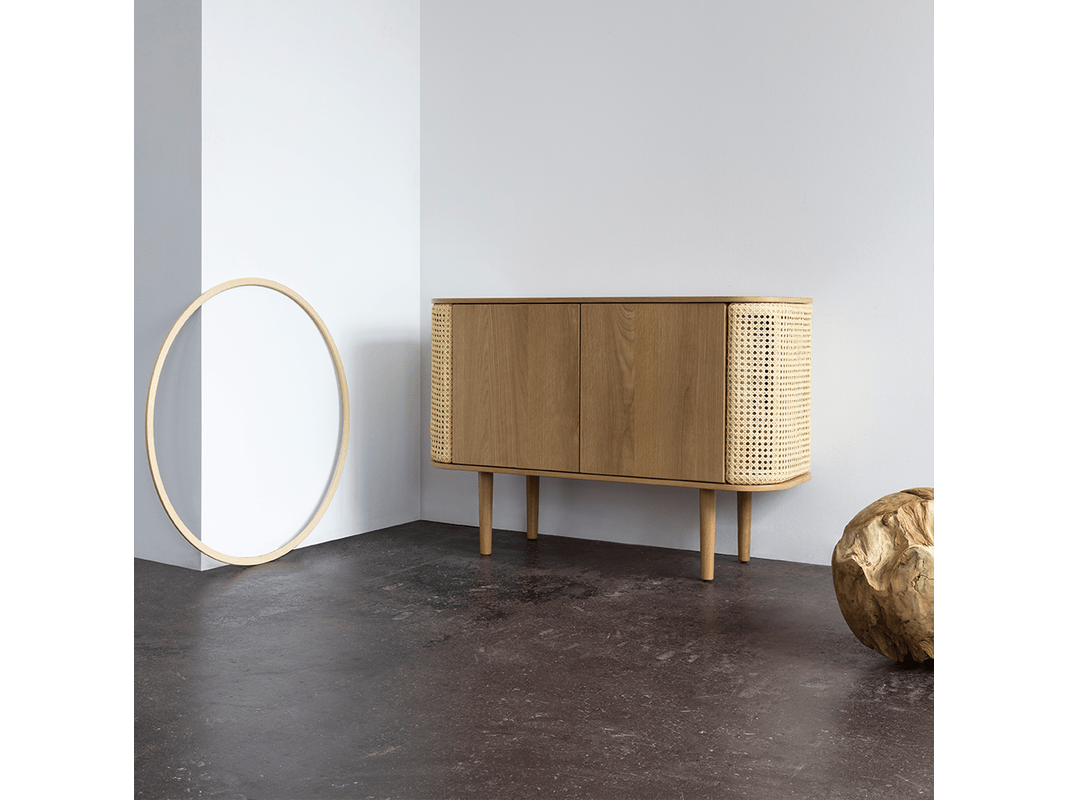 TREASURES | 2-DOOR CABINET