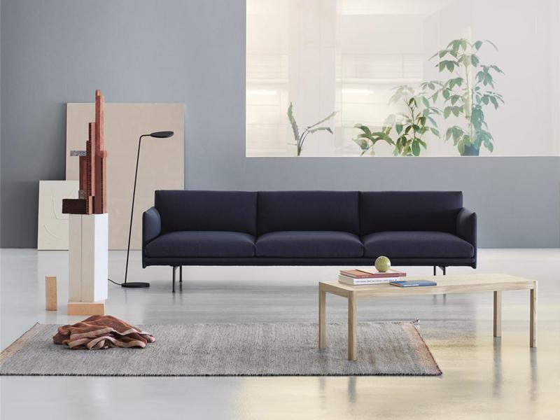 OUTLINE SOFA 3 1/2 SEATER