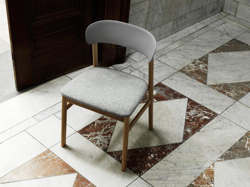 HERIT CHAIR WOOD BASE UPHOLSTERY