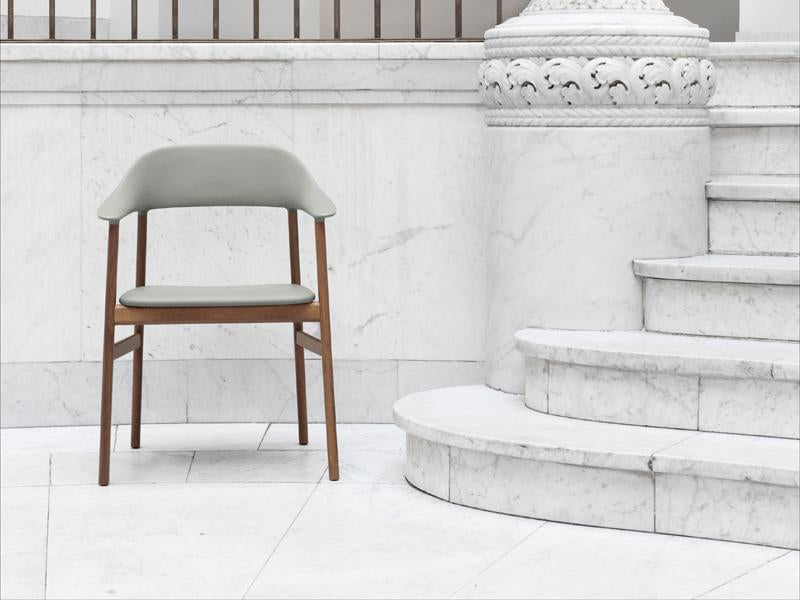 HERIT ARMCHAIR WOOD BASE UPHOLSTERY