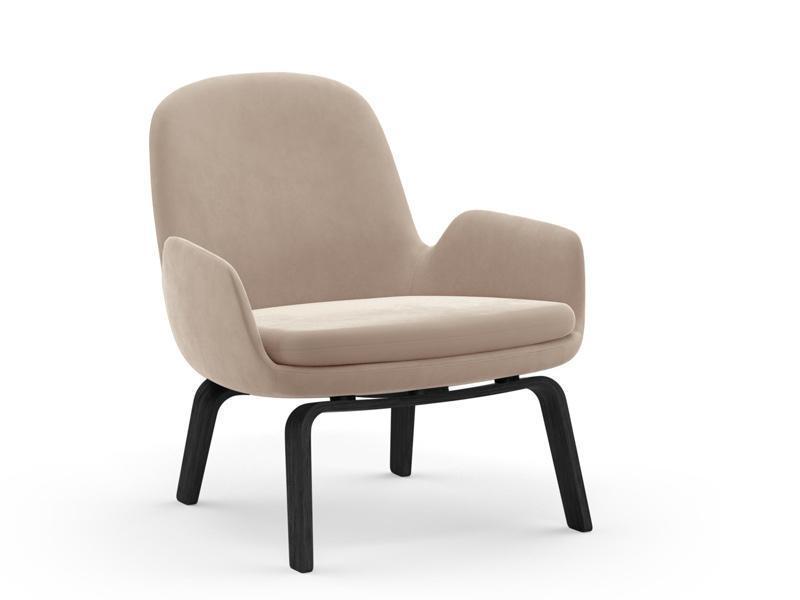 ERA LOUNGE CHAIR LOW WOOD BASE
