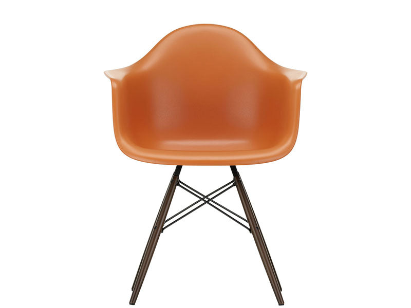 EAMES PLASTIC ARMCHAIR DAW RE