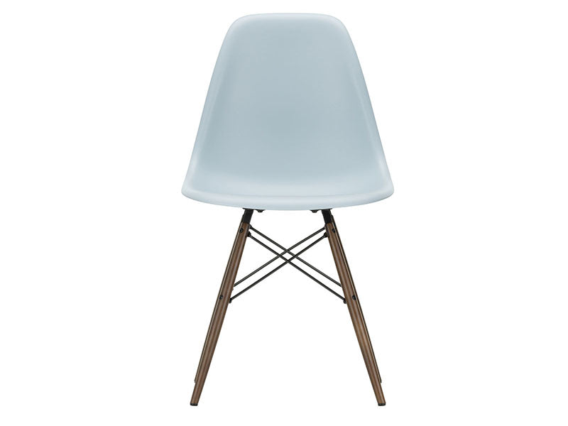 EAMES PLASTIC SIDE CHAIR DSWRE