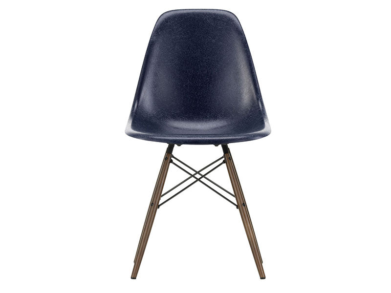 EAMES FIBERGLASS SIDE CHAIR DSW