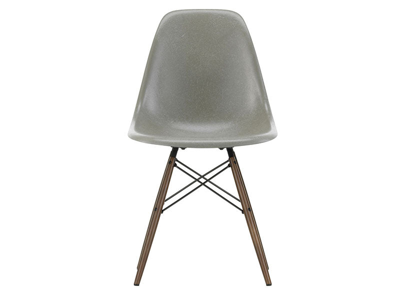 EAMES FIBERGLASS SIDE CHAIR DSW