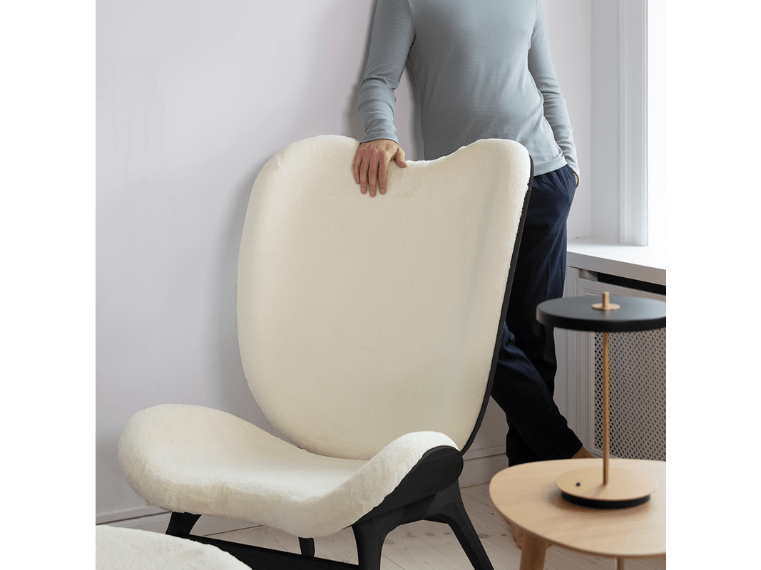 A CONVERSATION PIECE | LOUNGE CHAIR, TALL