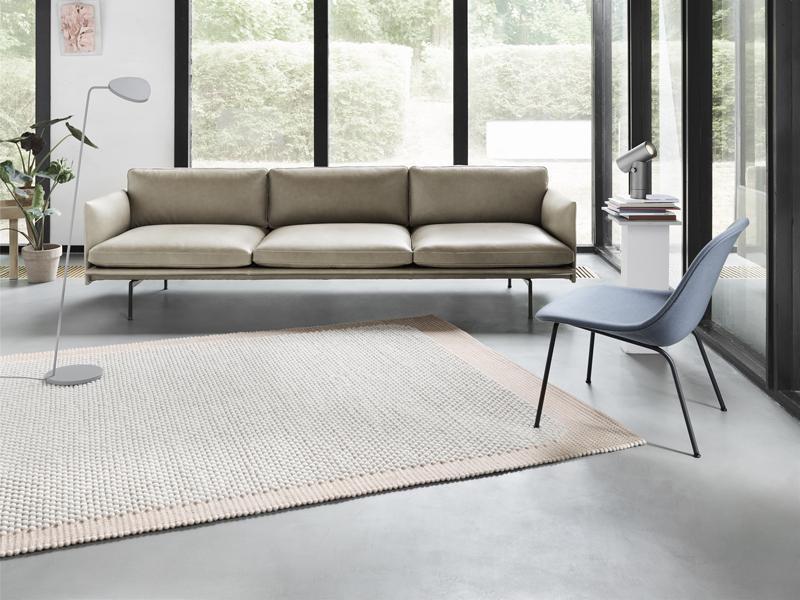 OUTLINE SOFA 3 1/2 SEATER