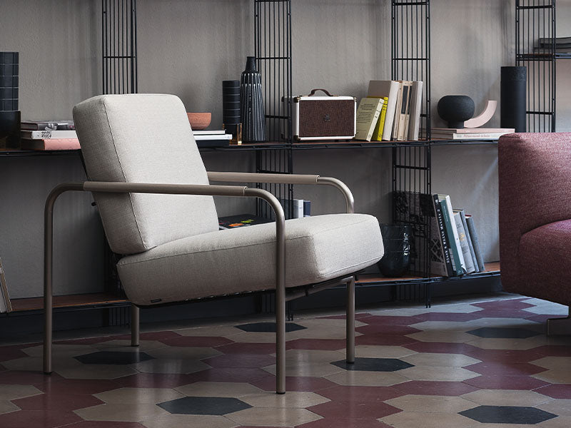 852 SUSANNA ARMCHAIR