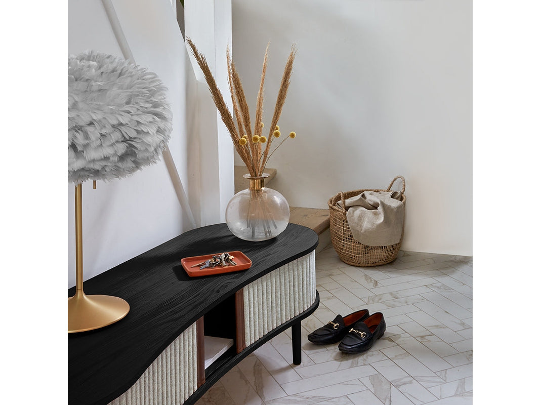 AUDACIOUS | TV BENCH