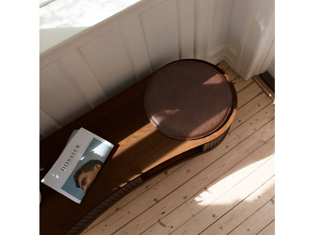 AUDACIOUS | TV BENCH