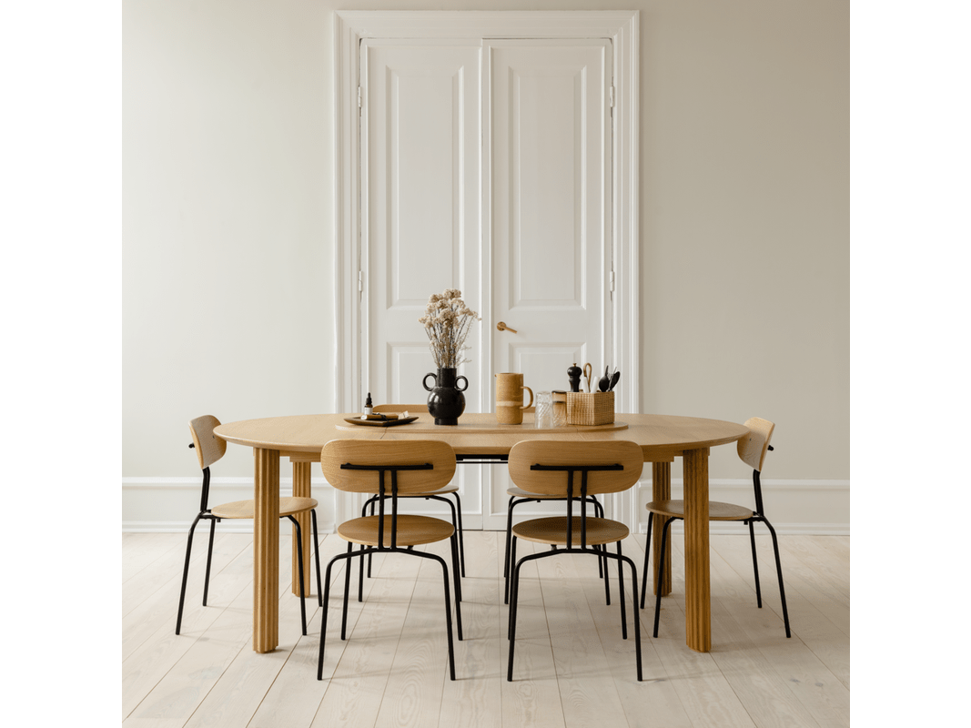COMFORT CIRCLE | DINING TABLE WITH EXTENSION