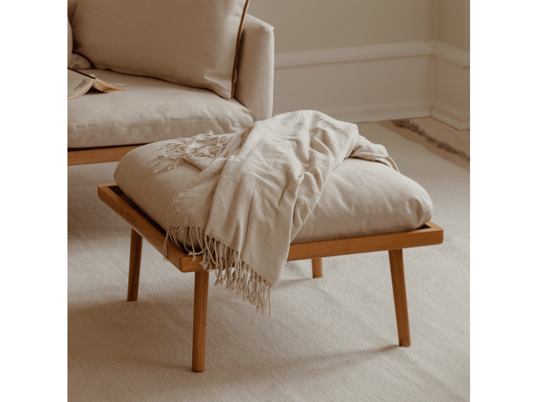 LOUNGE AROUND SHUFFLE | POUFFE