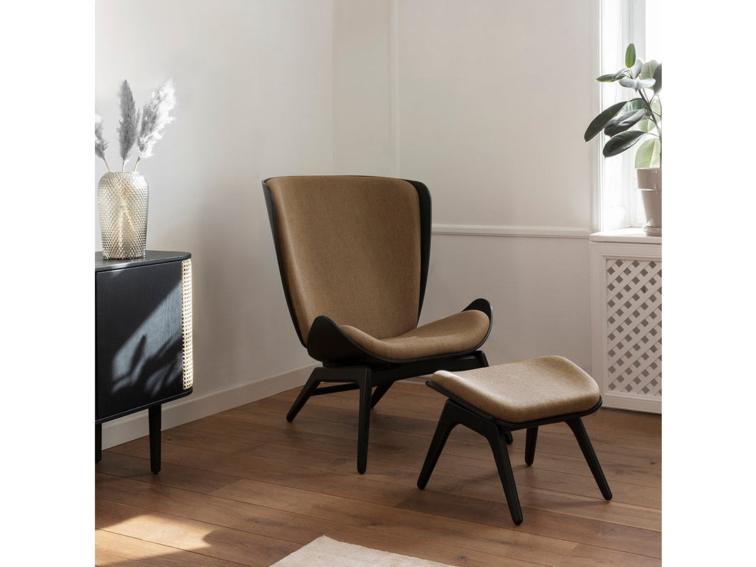 THE READER | WING CHAIR