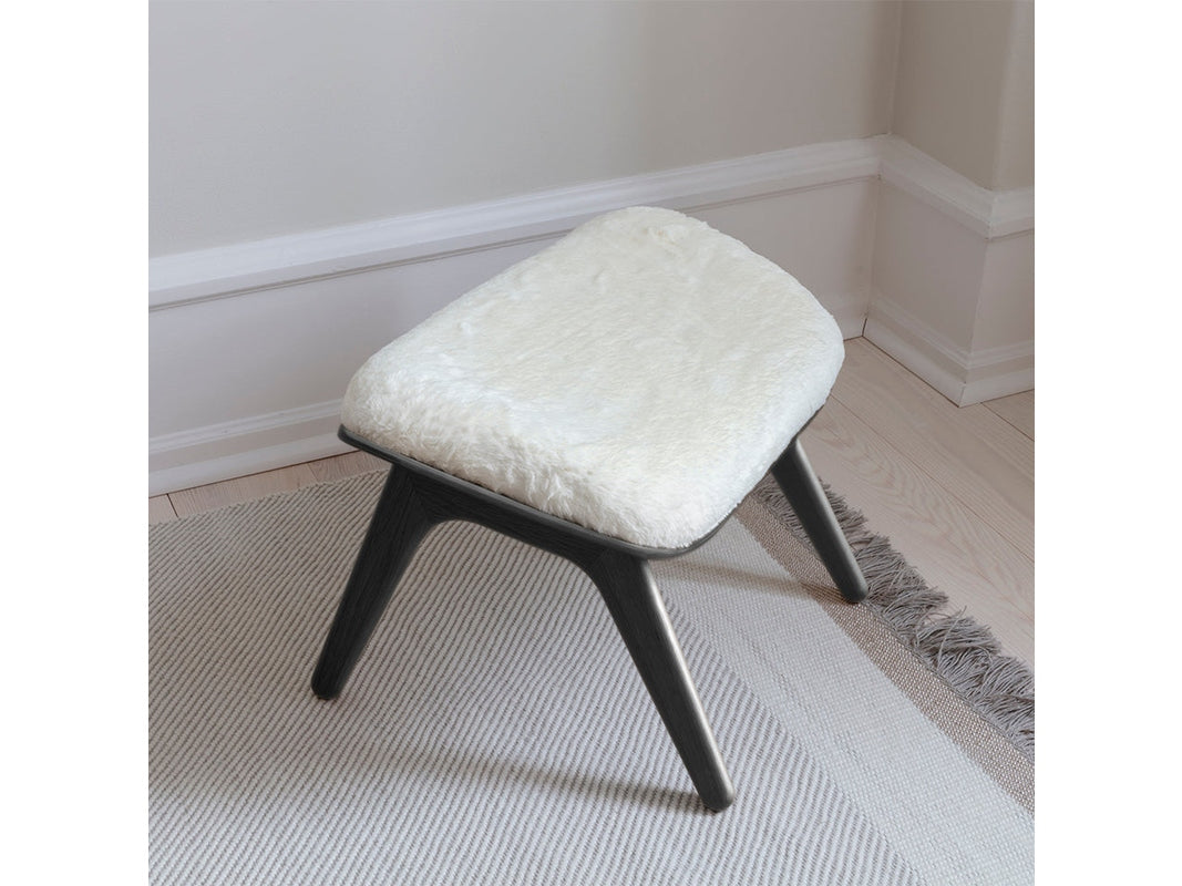 THE READER | OTTOMAN