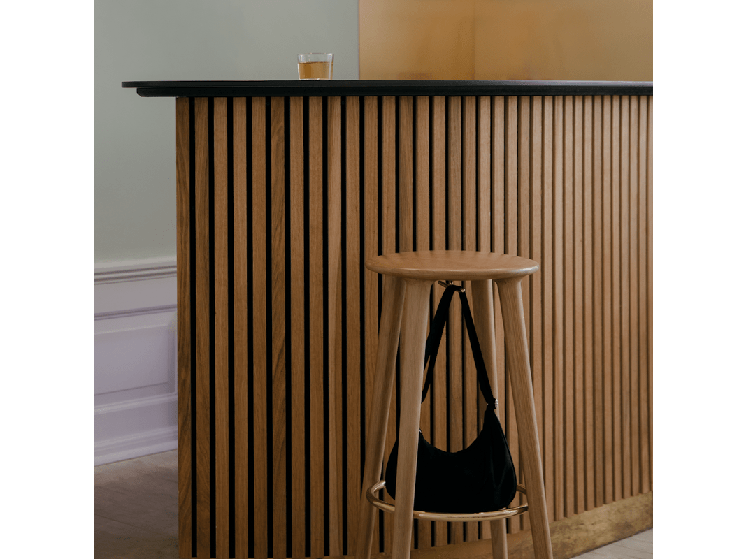 THE SOCIALITE | BAR STOOL