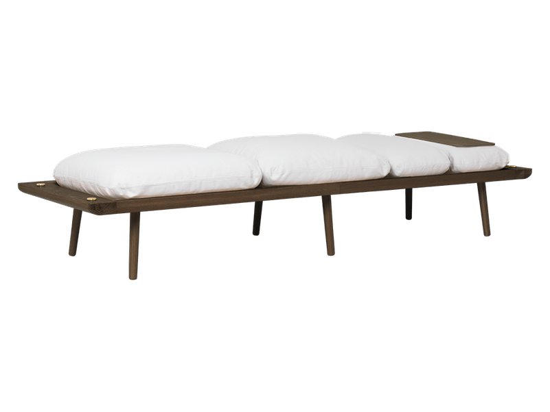 LOUNGE AROUND | DAYBED, HORIZONS