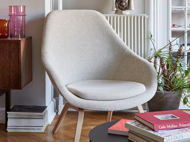 ABOUT A LOUNGE - AAL 93