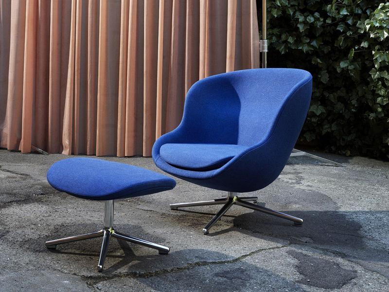 HYG LOUNGE CHAIR LOW SWIVEL BASE