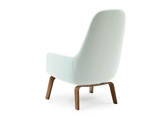 ERA LOUNGE CHAIR HIGH WOOD BASE