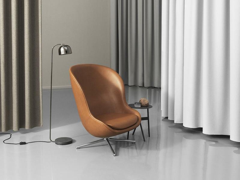 HYG LOUNGE CHAIR HIGH SWIVEL BASE