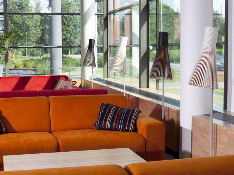 SECTO 4210 STEHLEUCHTE